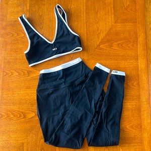 Set Active Set - Very trendy black with white edge set!